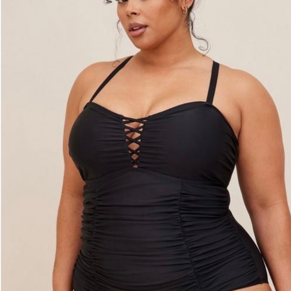 New! Torrid sz 4 Sexy Lattice SwimSuit 4X 3X Swim